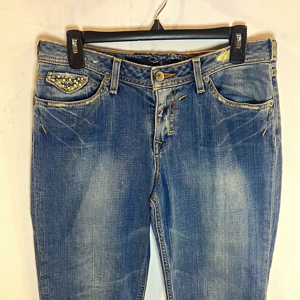 J & Company Women’s Jeans Blue Straight Medium Wash Mid Rise Studded Size 32